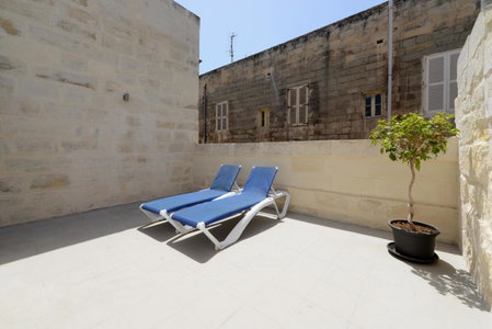 Lovely House Private Rooms by Vallettastay, Sliema, Malta