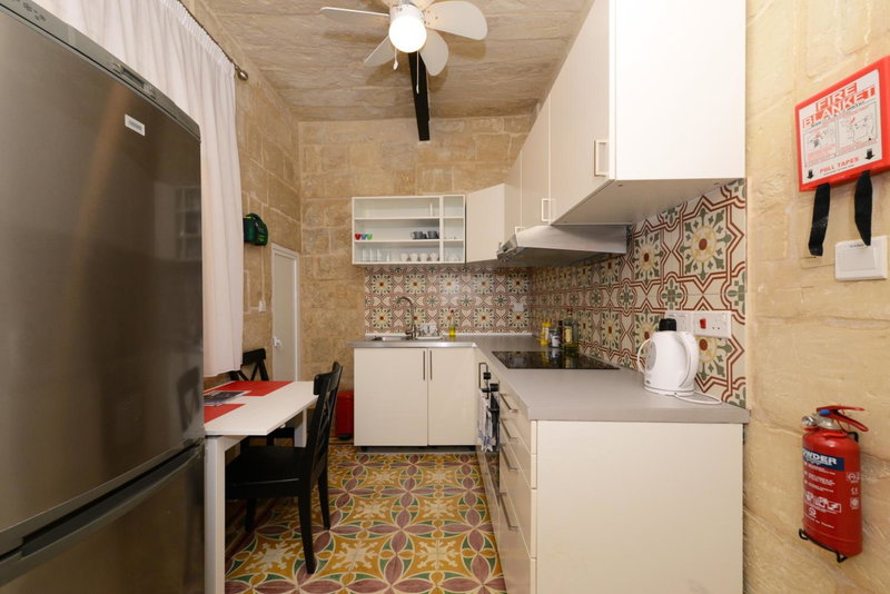 Lovely House Private Rooms by Vallettastay, Sliema, Malta