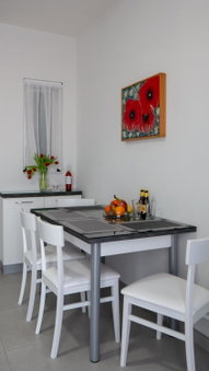 Mgarr Waterfront Cosy Apartment 2 by Ghajnsielem Gozo, Mġarr, Malta