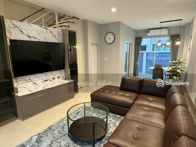 House for rent in Phasi Charoen, Thailand · Baan Klang Muang Sathorn - Taksin2, Bangkok · 3 rooms, 3 baths