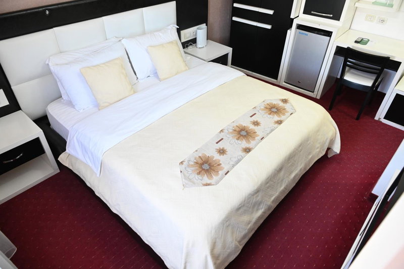 Hotel Liss, Lezhe, Albania