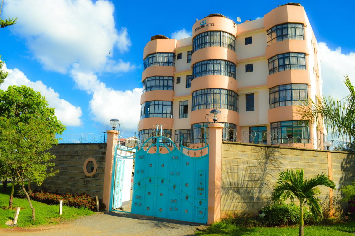 Stardom Hotel, Kenia