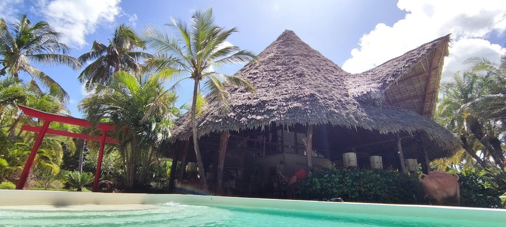 Lions Luxury Eco-Resort & Spa, Кения