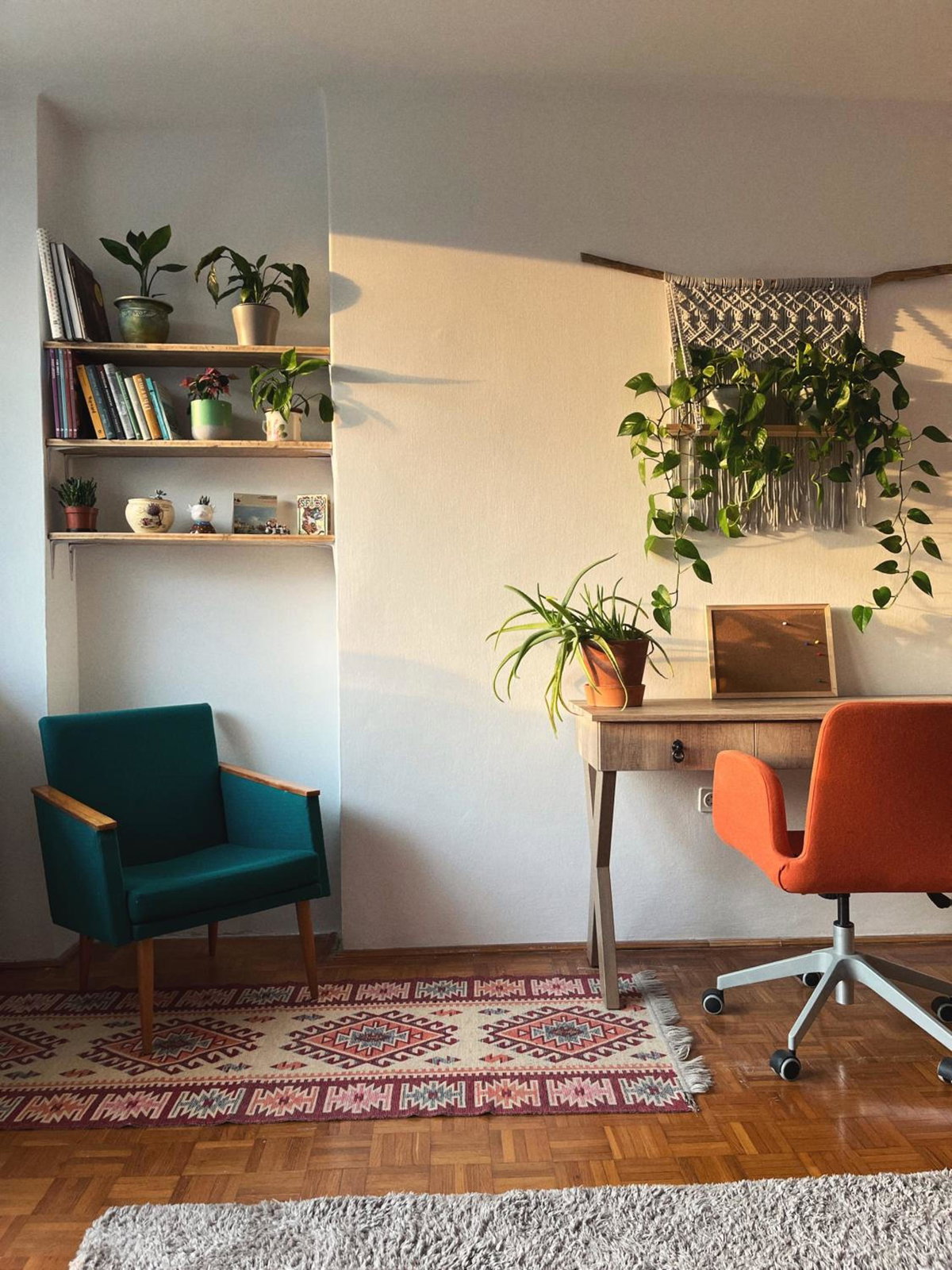 Vándor Apartman, Hungría