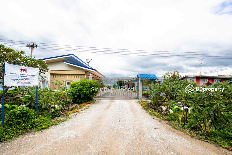 Apartment for rent in Phra Phutthabat, Thailand · Monthly dormitory 2000 fan / 3000 air conditioner / daily 800 baht, Saraburi · 1 room, 1 bath