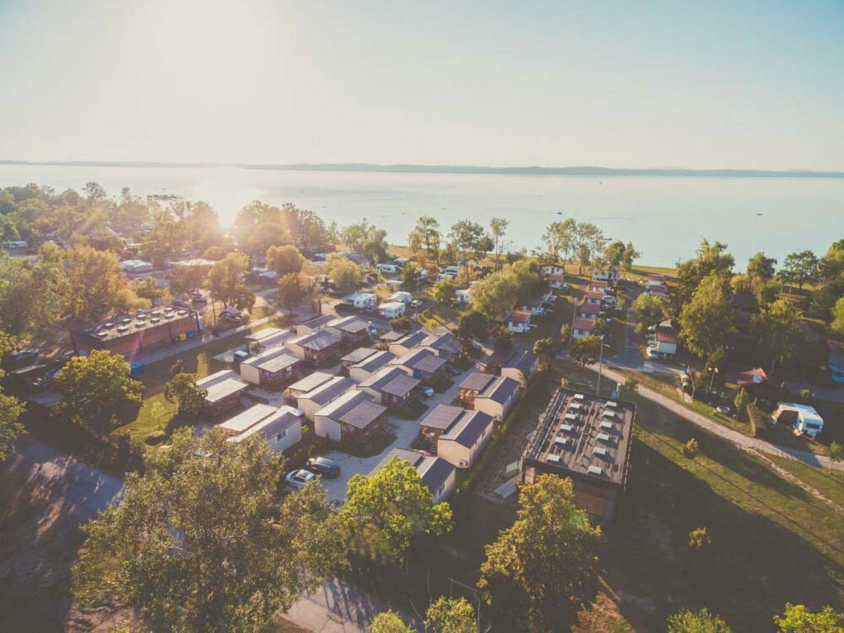 Hotel · Aranypart Camping, Siofok