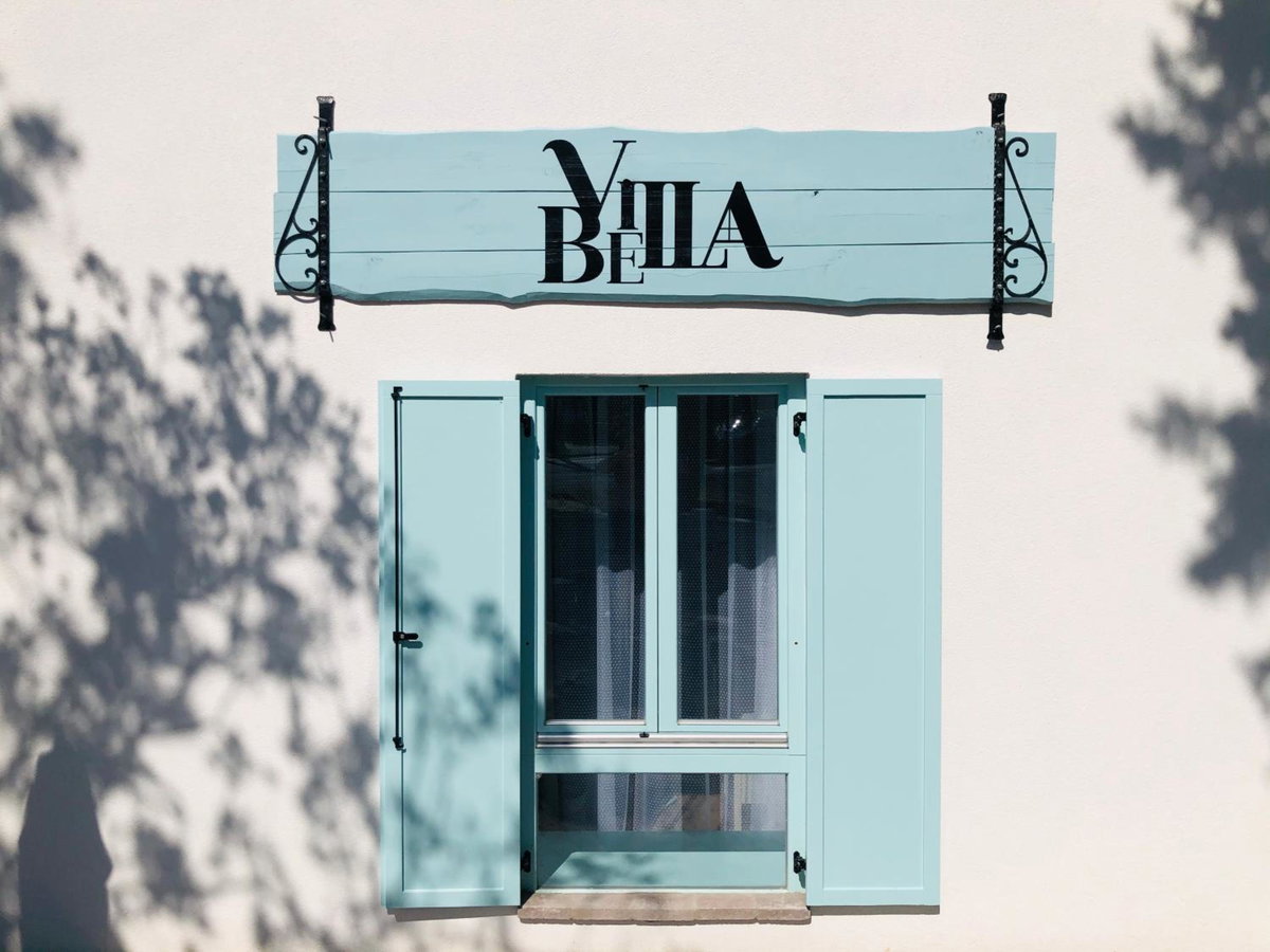 Villa Bella, Hungría