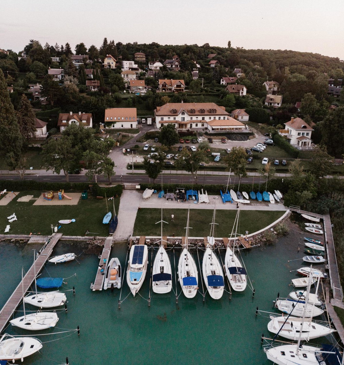 Aquilo Hotel Panoráma, Hungría