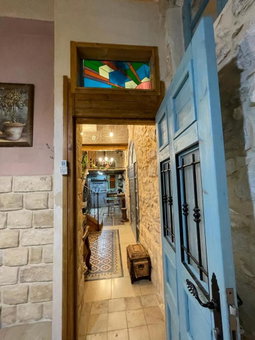 Alf leila wa leila boutique, Haifa, Israel