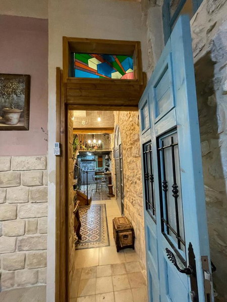 Alf leila wa leila boutique, Haifa, Israel