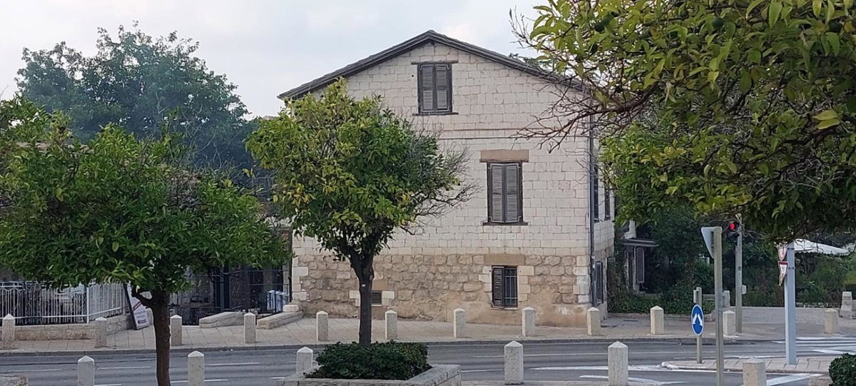 Attic Ben Gurion 42, Израиль