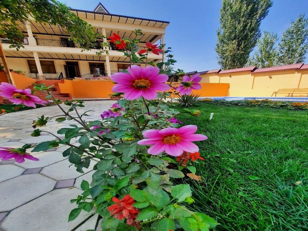 Hotel · APACHI Recreation Area, G'azalkent