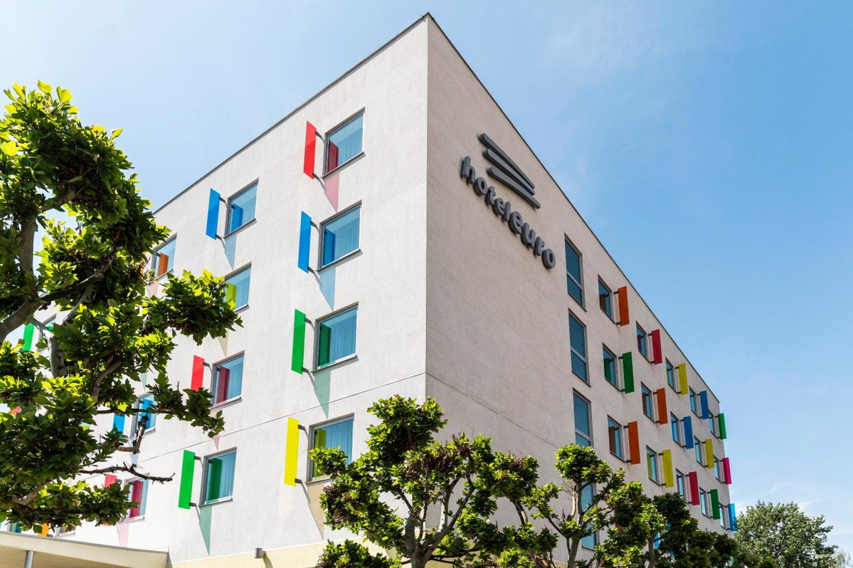 Hotel · Hotel Euro, Pardubice