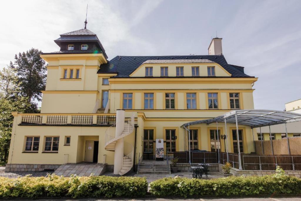 Palace Inn, Czechia
