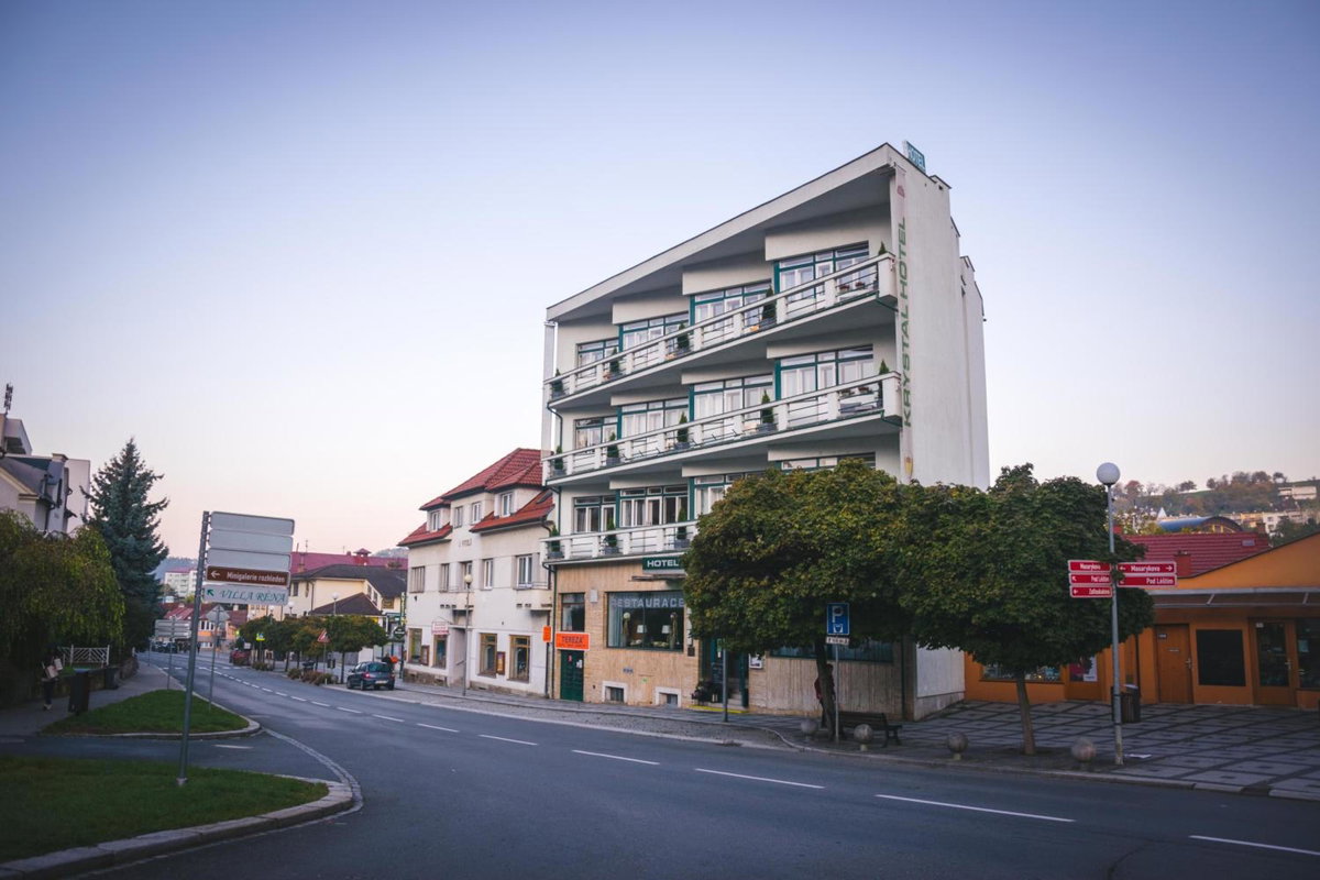 Hotel · Hotel Krystal, Uhersky Brod