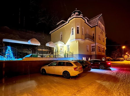 Vila Jáchymov, Ostrov, Czechia