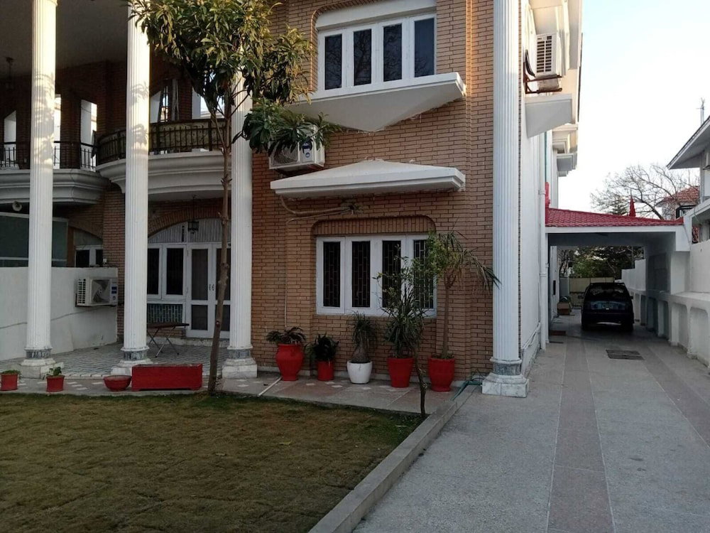 Hotel · Heritage Inn Guest House, Islamabad