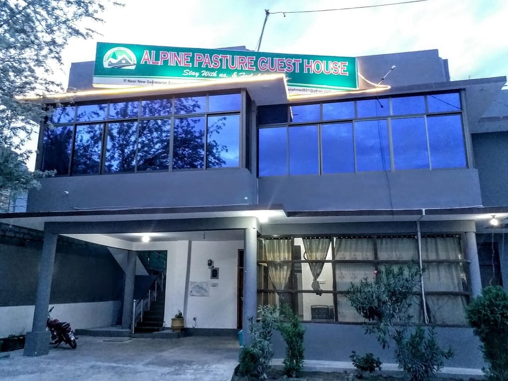 Hotel · Alpine Pasture Guest House Gilgit, Gilgit