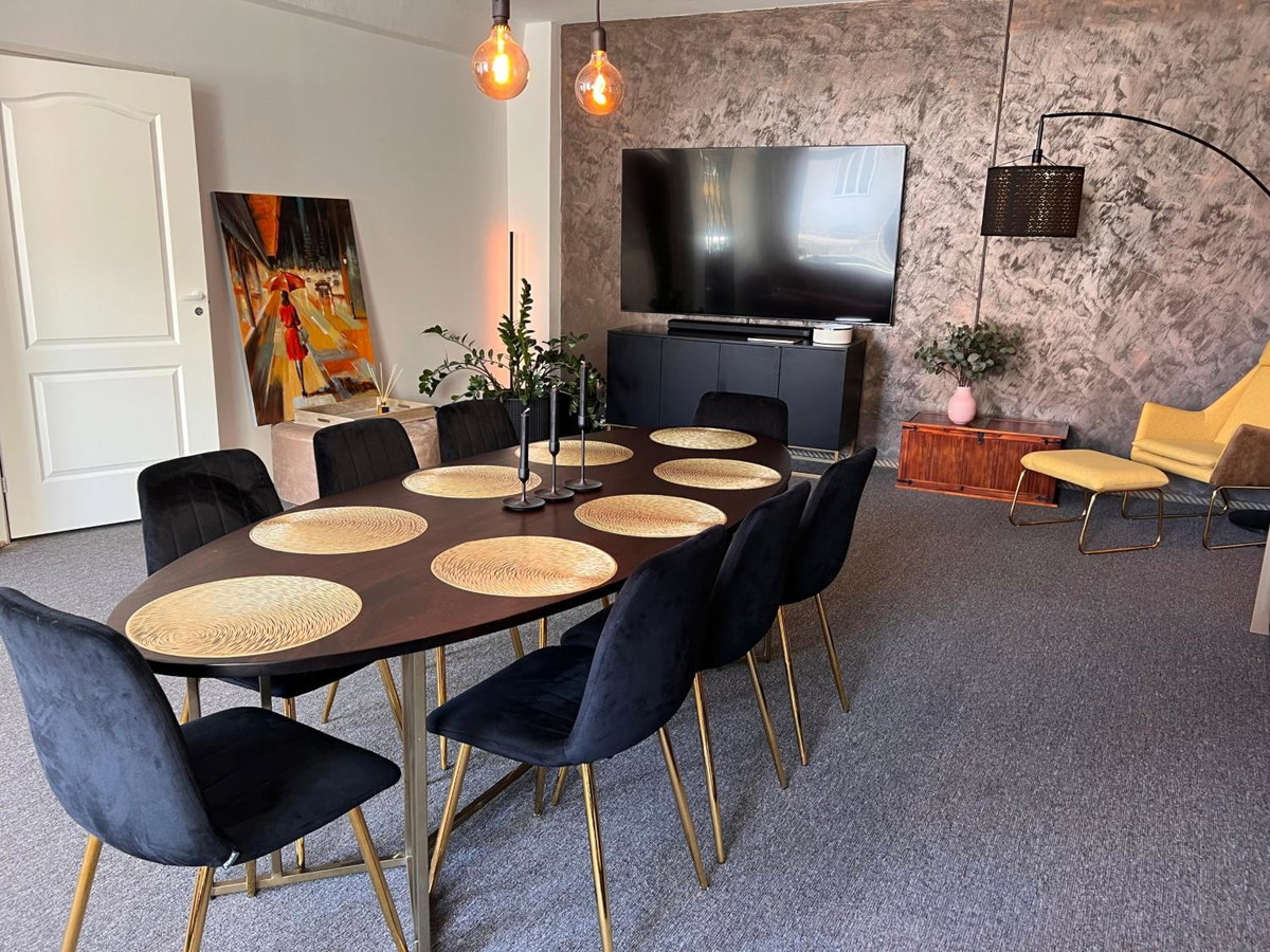 Hotel · KOHT apartment, Paernu