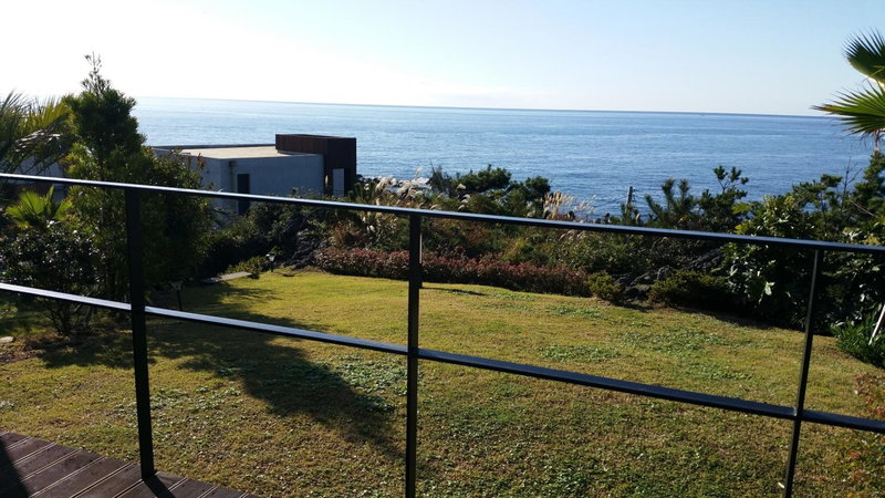 Tacheles, José Ignacio, Uruguay