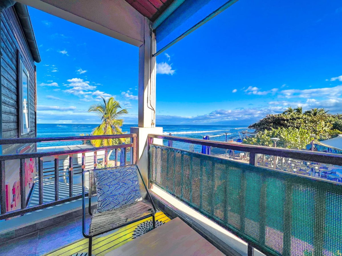 Le Pétrel Noir - Appartement sur la plage des Roches Noires à Saint-Gilles-les-Bains, Reunion