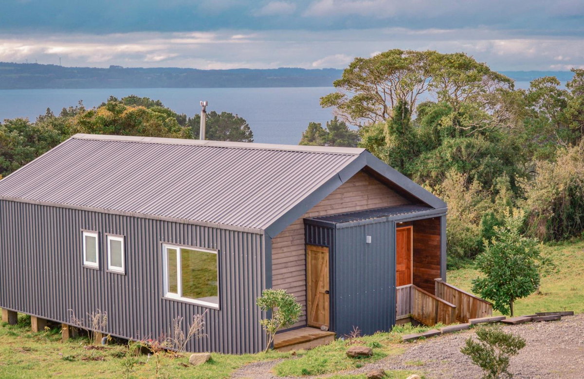Ave Lodge Frutillar, Chile