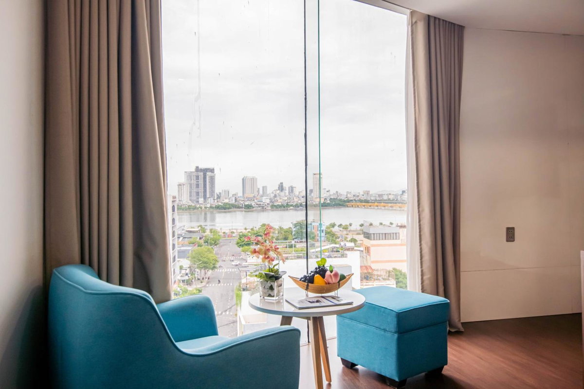 Отель · Gold Central Hotel by Haviland, Дананг