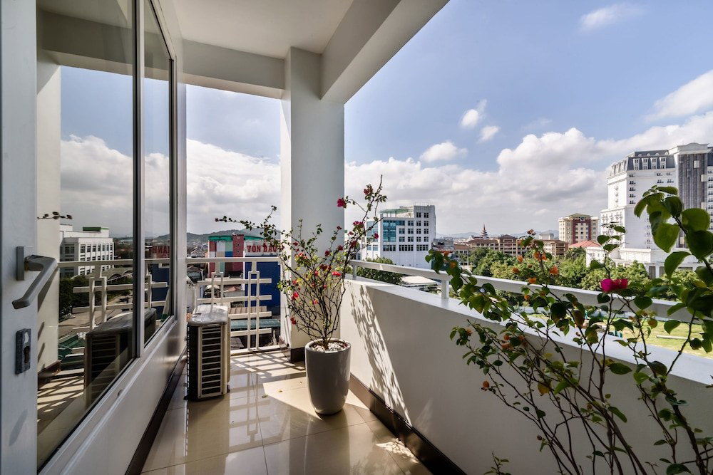 Baly Hotel, Vietnam