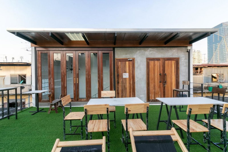 Timber Hostel, มักกะสัน, ประเทศไทย
