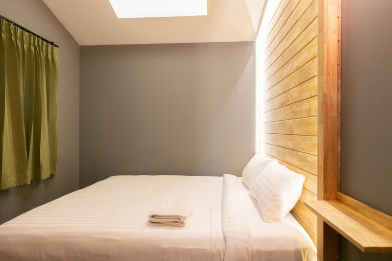 Timber Hostel, มักกะสัน, ประเทศไทย