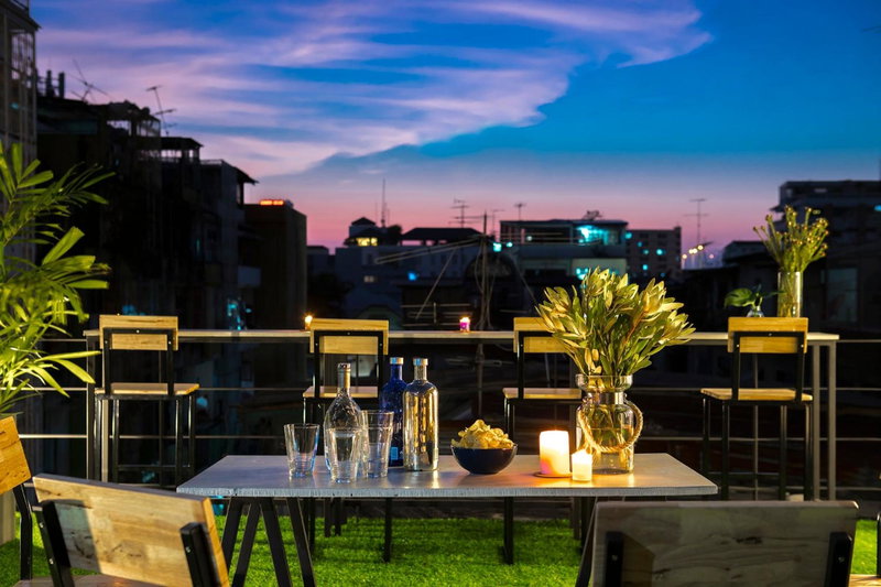 Timber Hostel, มักกะสัน, ประเทศไทย