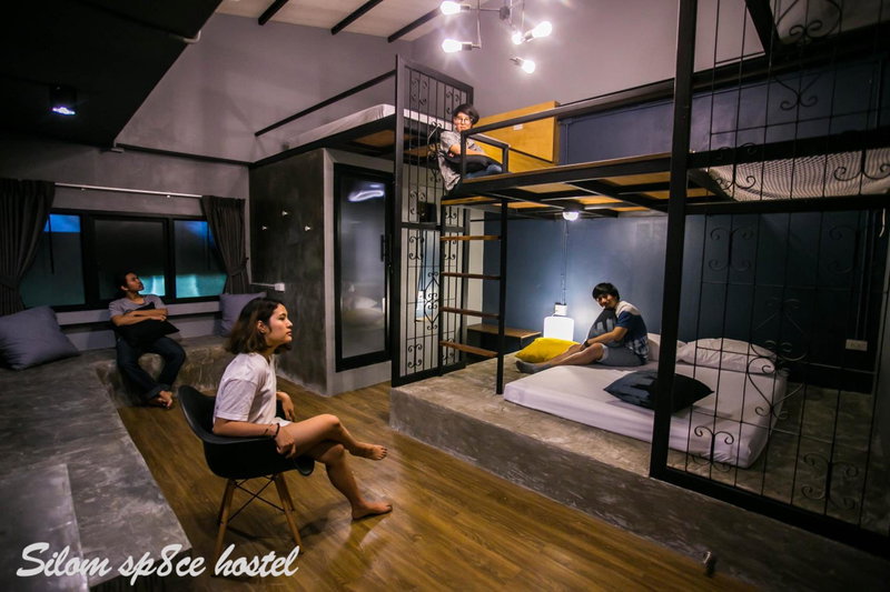 Silom Space Hostel, มักกะสัน, ประเทศไทย