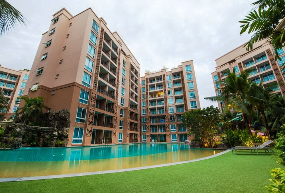 Отель · Atlantis Condo Pattaya by Panissara, Pattaya