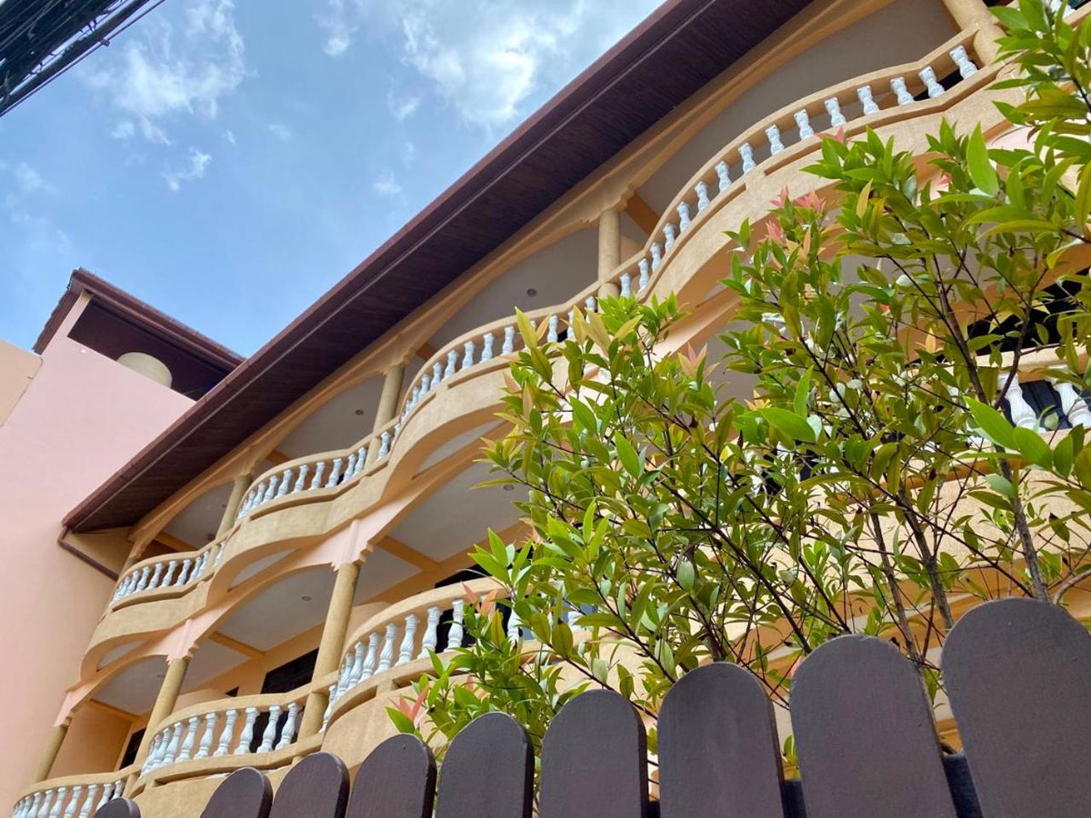 Отель · Baan Sudarat Hotel, Kathu