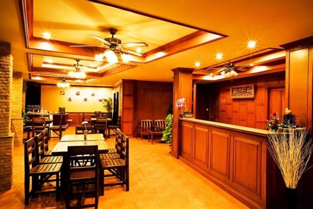 Baan Sudarat Hotel, Kathu, Tailandia