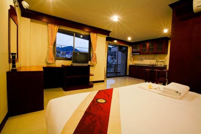 Baan Sudarat Hotel, Kathu, Tailandia