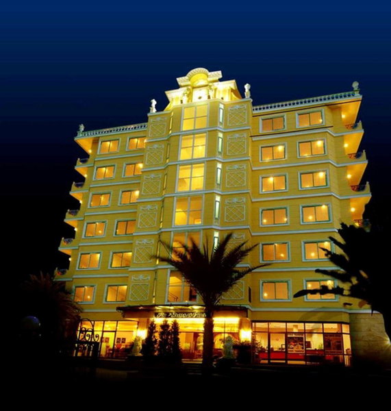 Four Seasons Place Pattaya, พัทยา, ประเทศไทย