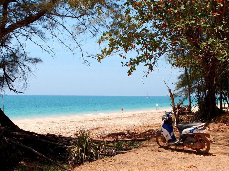 Raven Blue, Ko Lanta, ประเทศไทย