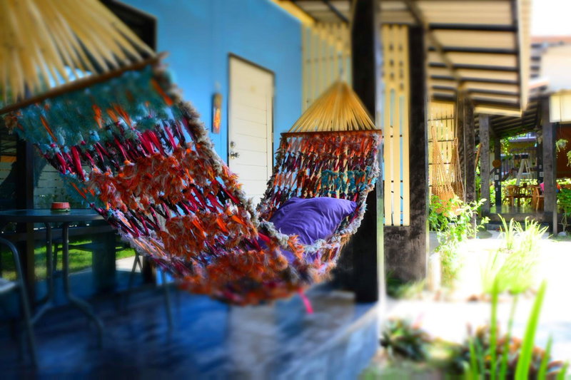 Raven Blue, Ko Lanta, ประเทศไทย