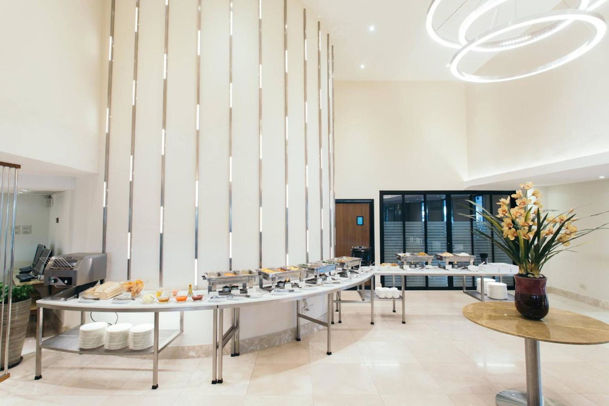 Hotel · Thomson Hotel Huamark, Makkasan
