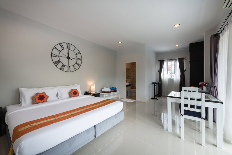 May House Karon Beach, Ban Chalong, ประเทศไทย