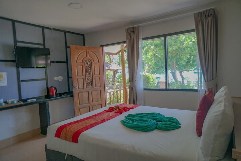 Phi Phi Nice Beach Resort, Ko Phi Phi, ประเทศไทย