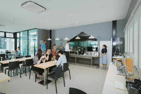 Kokotel Bangkok Sukhumvit 50, มักกะสัน, ประเทศไทย