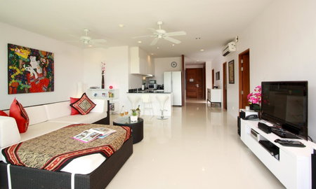 The Park Surin Serviced Apartments by RESAVA, Kathu, Таиланд