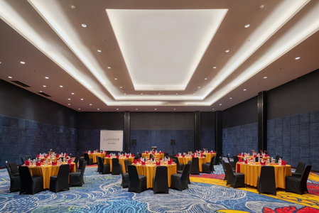 Luminor Hotel Airport Sidoarjo By WH , Best Choice and Strategic Location with a Rooftop area in Town, Sidoarjo, Indonesia