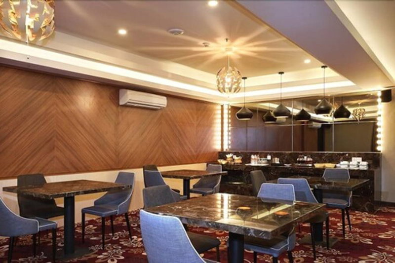 Pyramid Suites, Banjarmasin, Indonesia
