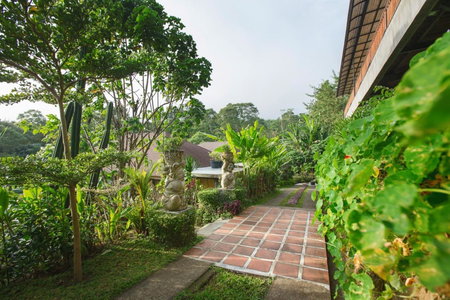 Giriwood Hotel & Villa, Singaraja, Indonésie