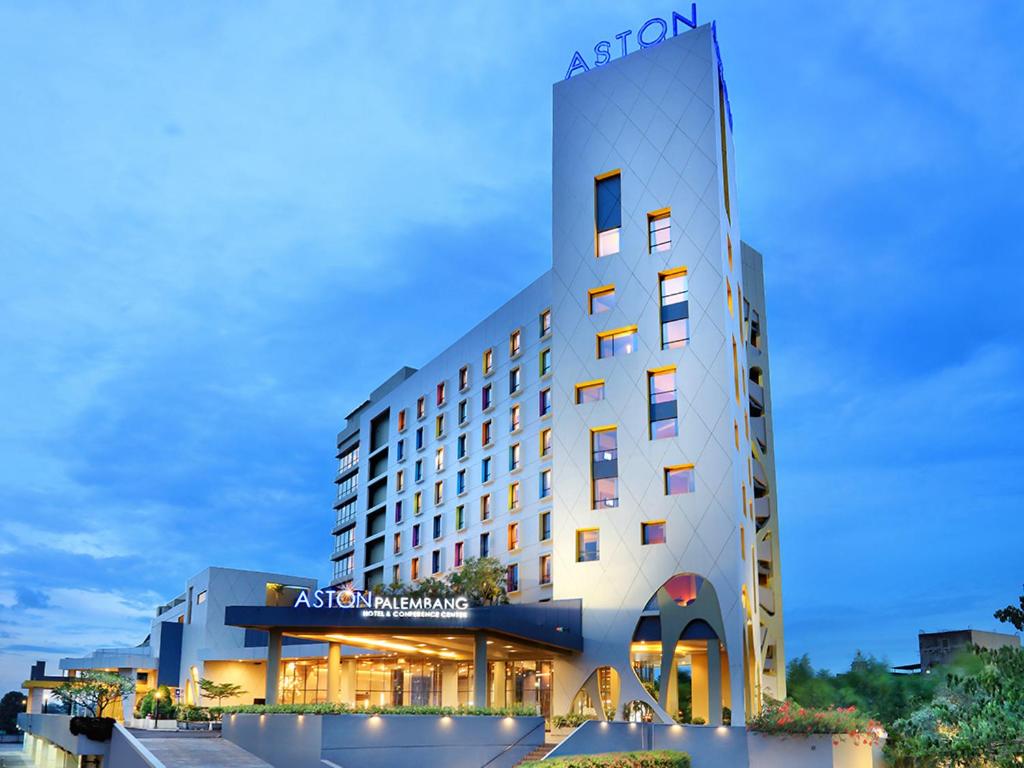Отель · Aston Palembang Hotel & Conference Centre, Palembang