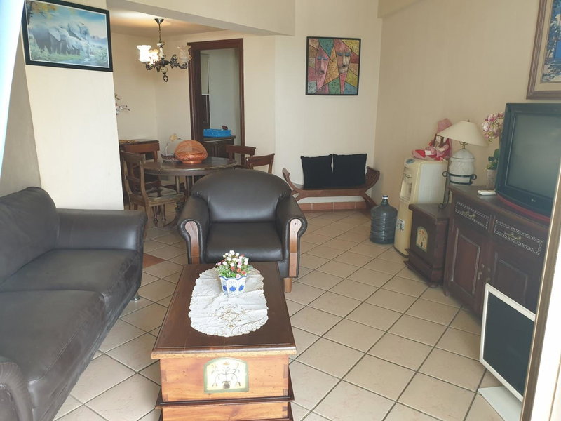 Apartemen Marbella anyer tower sadewa lt 5 view kolam renang & laut, Anyer, Indonesia