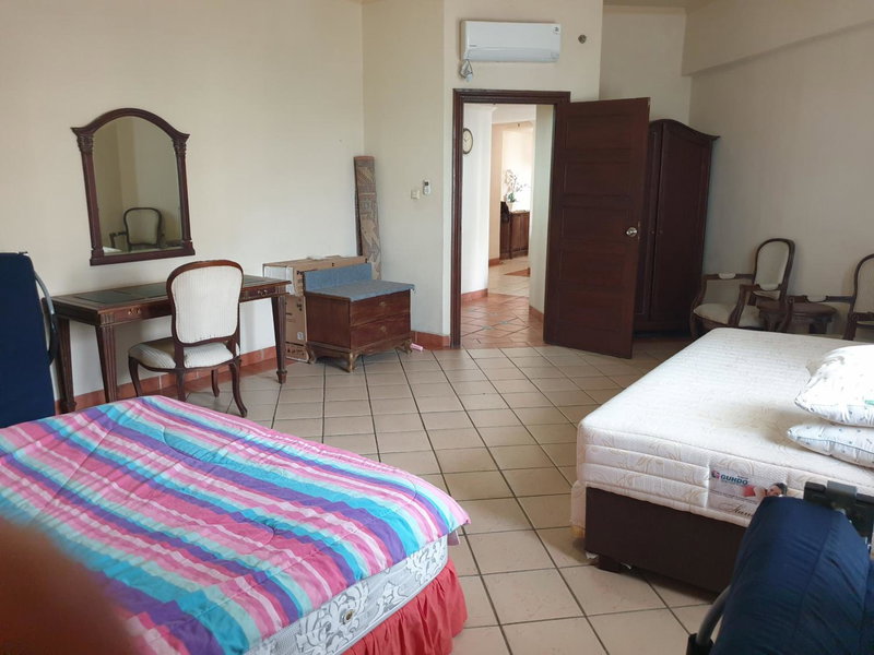 Apartemen Marbella anyer tower sadewa lt 5 view kolam renang & laut, Anyer, Indonesia